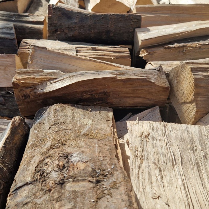 KILN DRIED LOGS UK - 1.2M3 CRATE OF HORNBEAM 